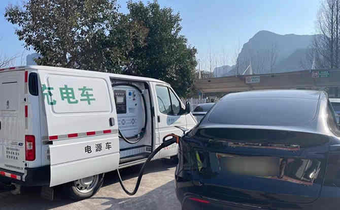 江夏区汽车搭电