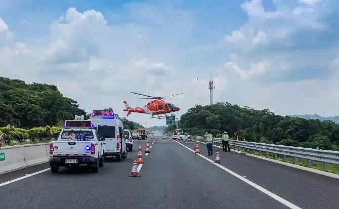江夏区高速公路汽车救援案例