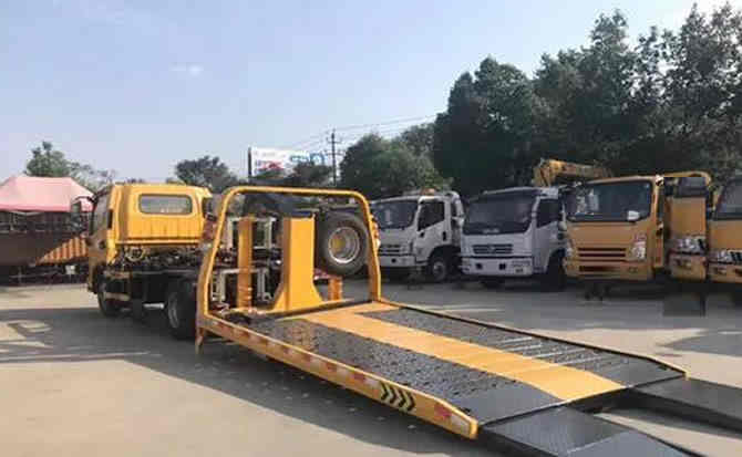 江夏区汽车中途维修案例